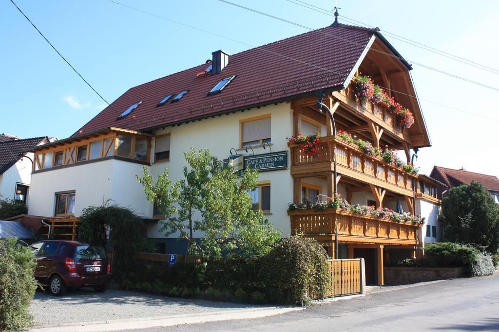 Cafe & Pension Carmen Brotterode Exteriör bild